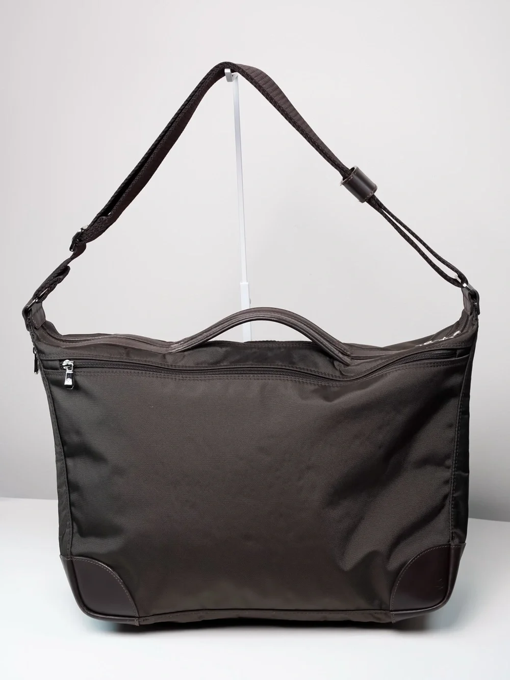 Longchamp Dark Olive Nylon Leather Large Messenger Laptop Travel Shoulder Bag